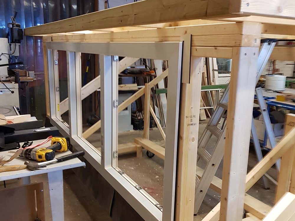 Dakkapel in aanbouw in de werkplaats